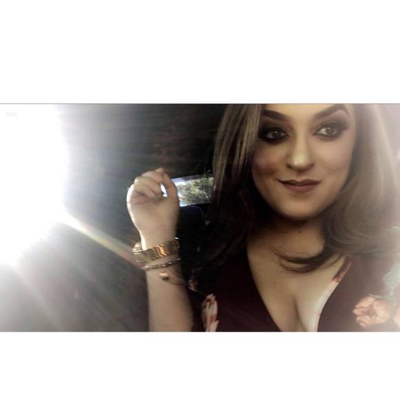 Meet your Posher, Jocelyn - Picture 1 of 1